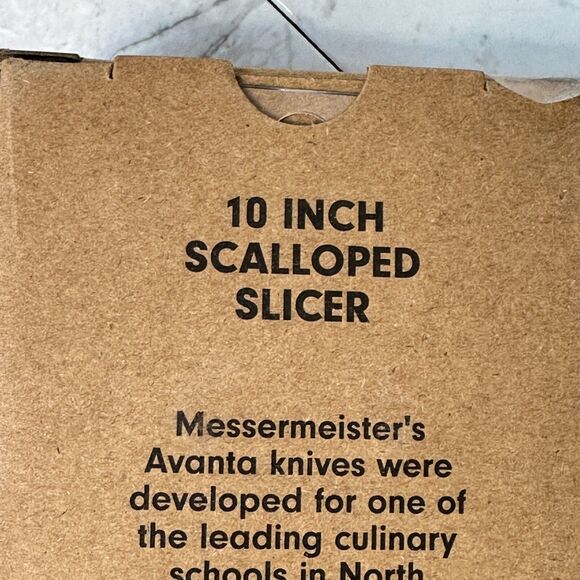 Messermeister Avanta 10” Scalloped Slicer Knife New - Picture 3 of 15